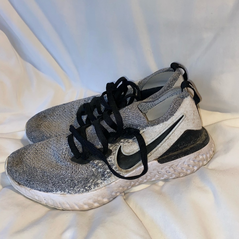 Nike running shoes. Women’s 9.5.